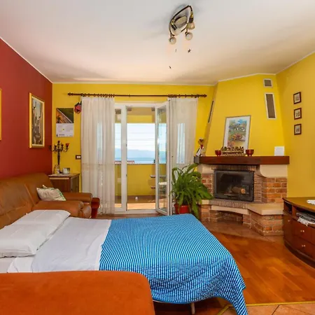 Mariana By Guide * Ičići