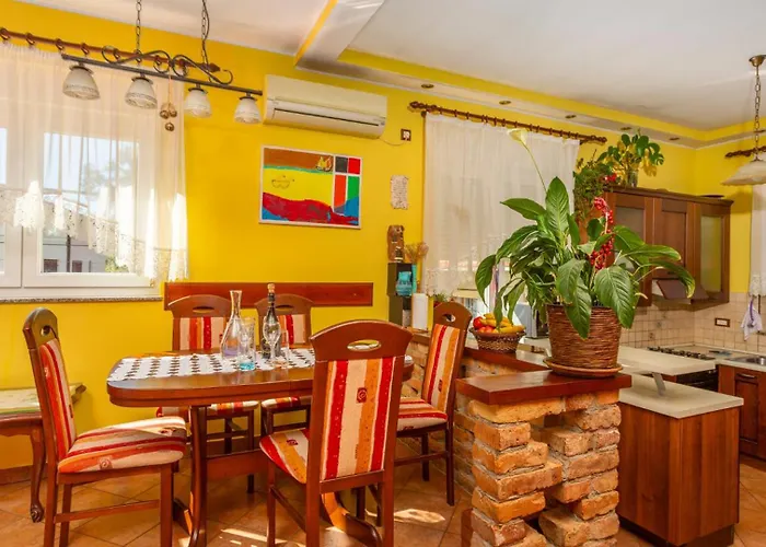 Apartment Mariana By Guide *
